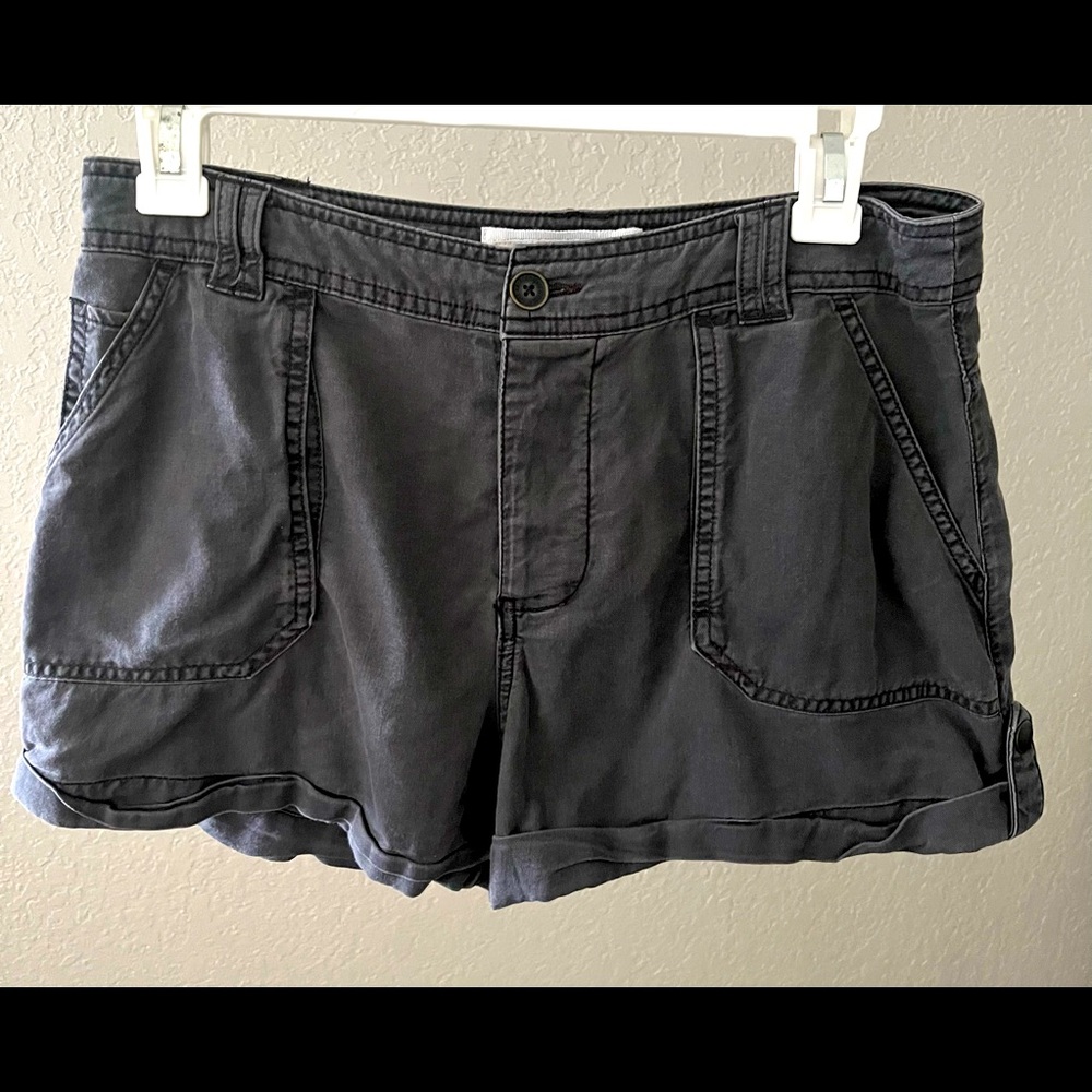 Abercrombie & Fitch cargo shorts